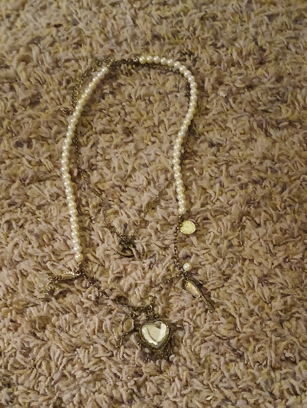 Pearl and Gold Heart Pendant Necklace - Elegant Women's Jewelry